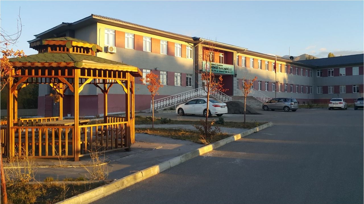 Remzi Sakaoğlu Bilim ve Sanat Merkezi TUBITAK Yarışması Birincilik Ödülleri